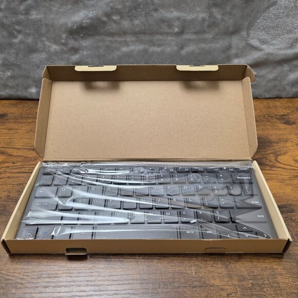 Arteck Wireless Keyboard Black – New Open Box - Picture 3 of 5